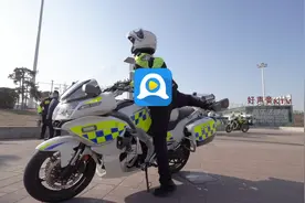 超飒！直击济南交警“铁骑”训练现场图片