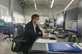 广州白云机场单日起降航班重破一千大关，他们是如何进行保障的？图片