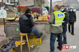 临武县楚江镇：杜绝占道经营,营造文明有序交通环境图片