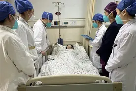 惊险！新冠病毒感染产妇产后大出血图片