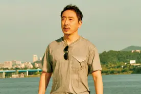 演员宁理：一个巨大的矛盾体图片