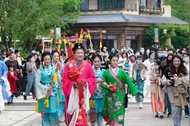 新春走基层丨湖北黄梅：唱响“黄梅调” 游客纷纷来图片