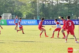 多名小球员颠球数破千 海南足球少年基本功日益见长图片