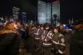 外媒：特拉维夫逾8万人抗议内塔尼亚胡政府图片