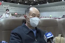 直击广州东直达香港高铁首发 广州市中心1小时直达香港