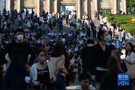 赶赴小城“甜蜜之约”——澳门各通关口岸见闻图片