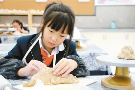 劳动与社会实践等内容纳入小学初中生综合素质评价图片