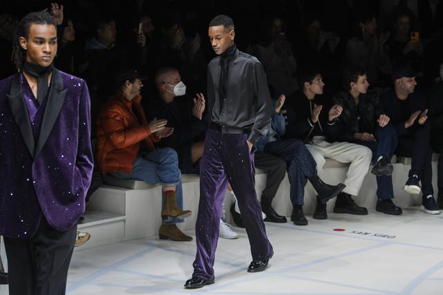 ��������ߣ�������װ�ܡ���������¡�������Ʒ��ʱװ��(2)