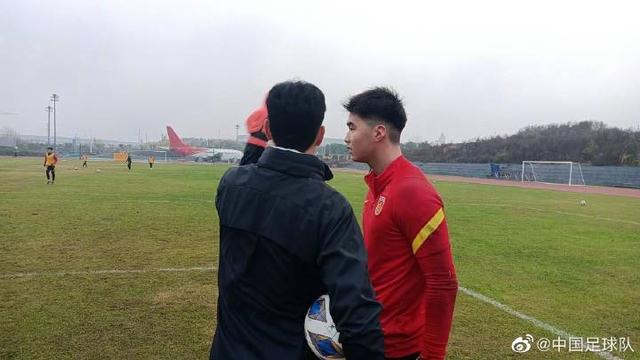 国字号备战进行时：U20赴海外拉练，U17年后再出发