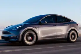 特斯拉被曝存在刹车减配 有安全隐患！供应商都忍不了图片