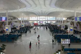 记者直击杭州西枢纽首迎春运大考 “新手上路”忙中有序图片