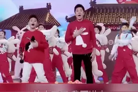 山东春晚｜蔡国庆父子：小兔子乖乖把门开 美好的春天迎面来图片