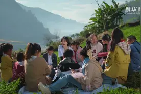 MV《随诗落入你梦里》跟随谭松韵听山村孩子的唯美诗歌图片