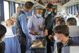 “慢火车”，慢出时代温度图片