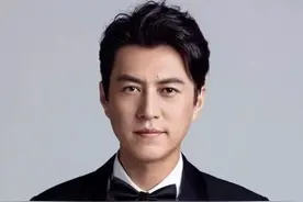 演员靳东、甄子丹担任新一届全国政协委员图片