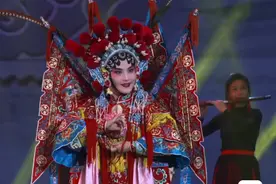 鸿兔大展端上春晚|当传统戏腔邂逅《孤勇者》，完美组合让人惊艳图片