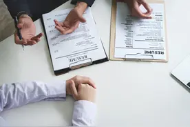 贵州前首富爆雷！中天金融一字跌停，预亏最高达139亿图片