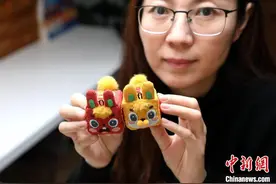 （新春走基层）山东齐河：刺绣遇上“国潮” 指尖年味浓图片