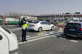 G40长江隧道拥堵高峰在何时？哪些路段易拥堵？来看浦东交警的提醒→图片