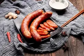 腊肉、腊肠这样吃才健康！否则致癌风险高，损血管，伤胃肠！赶紧告诉家里人！图片