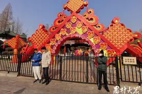 全省国有A级景区免票首日，记者实地探访趵突泉景区图片