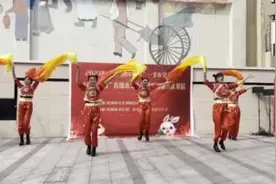 青岛：歌伴舞《盛世欢歌》庆新春图片