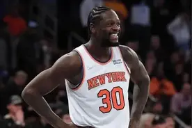 能入选全明星吗？兰德尔砍下36分13板+8记三分追平生涯最高图片