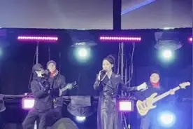 青岛：歌曲《告白气球》图片
