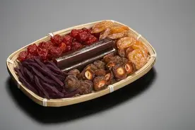 春节常吃的这几种食物，竟然比糖还“毁牙”！千万要留心图片