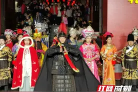 袁树雄、唐艺献唱乾州古城火爆“出圈” 春节接待游客超18万人次图片