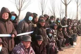 燃！江苏村里的春节足球赛红了！图片