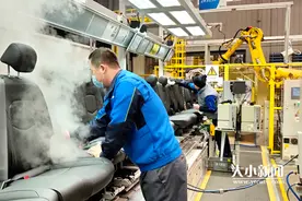 节后上班第一天|烟台延锋座椅：快马加鞭复工复产图片