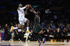 今晚19：20！锁定山东电视体育频道，看NBA湖人vs凯尔特人图片