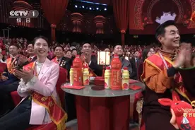 连续两年“上春晚”，娃哈哈这回带着红瓶营养快线来了图片