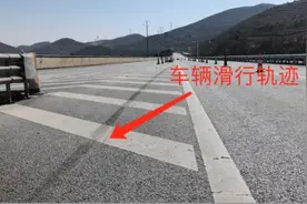 开着开着车轮“飞走”了！这可怎么办……图片