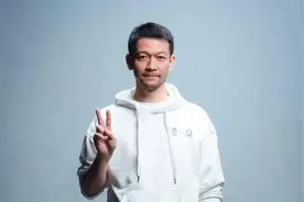 《流浪地球》导演郭帆人民日报撰文图片