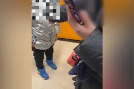 吵翻了！6岁男童上女厕，该制止吗？图片