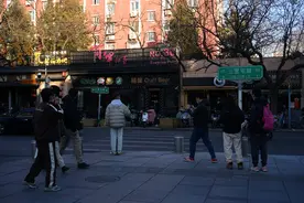 图说｜三里屯酒吧街的“最后一夜”：回忆逝去的青春图片