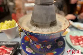 【寻味中华】老北京涮羊肉：一锅清汤涮百年图片