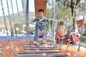 宣恩：“口袋公园”扮靓城市空间 装满群众幸福感图片