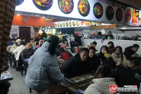 图说怀化｜城区餐饮业人气爆棚图片