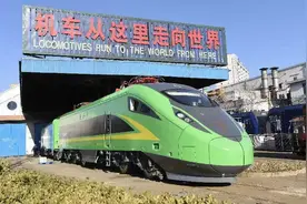 大连改造工业遗址 “百年机车”华丽转身图片