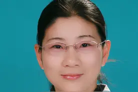 65岁男子全身瘙痒难眠，抗过敏治疗不管用，中心医院用药解难题图片