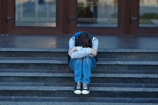 如何帮助抑郁症青少年走出困境?在这里,ta们坚持"音悦人心"