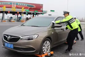 快速挪车，聊城高速交警有妙招图片