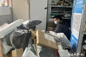“以前好歹会打电话，现在连个通知都没有！”不少宁波人吐槽快递不送上门图片