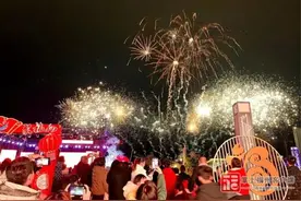 今夜！福州这些地方值得逛！现场有焰火、无人机、花灯……图片