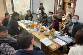 “九科老师上门查作业”？家长：系老师集中家访图片