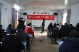 免费学开叉车，学完可拿证书！石龙区“点单式”培训让群众端上“技术饭碗”图片