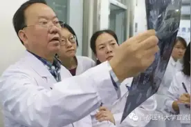 19岁确诊阿尔兹海默症，网友拍大腿：这症状我也有！60秒自测→图片